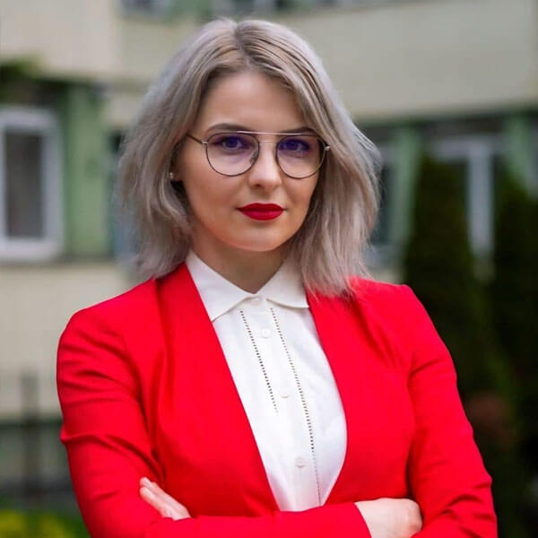 Dr. Delia Nicoară